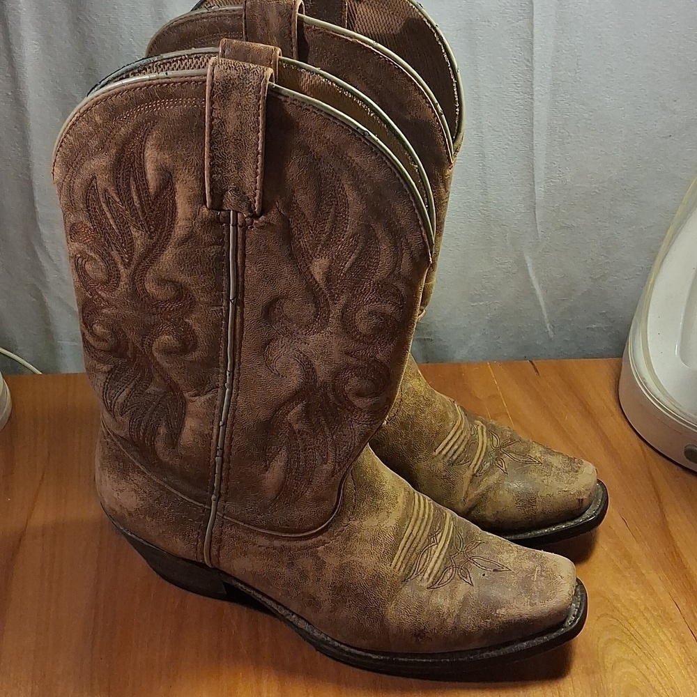 Laredo Brown Western Cowboy Boots Women's Size 8.5